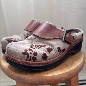 Klogs Brown and Tan Mules with Floral Design